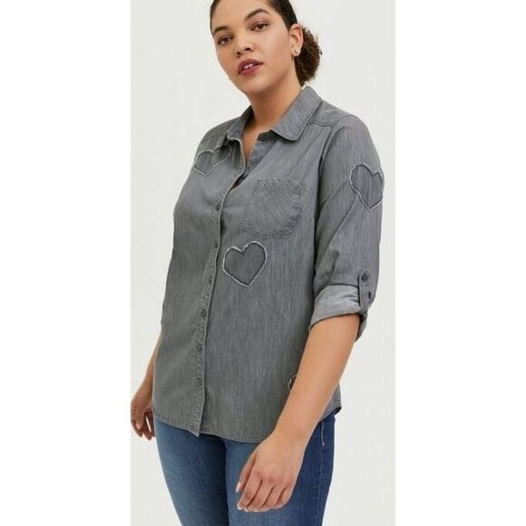 Torrid Taylor Dark Grey Denim Heart Button Front Shirt Women's 1X - Picture 1 of 13